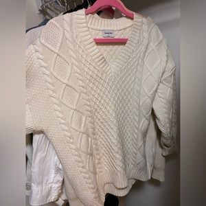 Peggy v neck sweater white rabbit